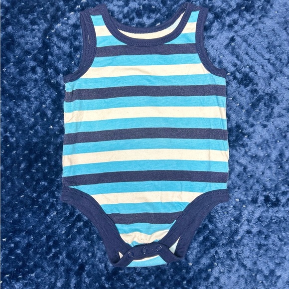 15pc Bundle Baby Onesies (Size 12 months) - Picture 9 of 16